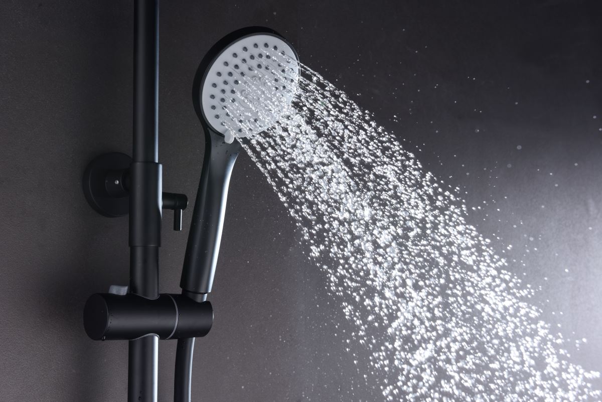 Barra de ducha monomando serie LUXOR acabado negro mate - Imagen 4