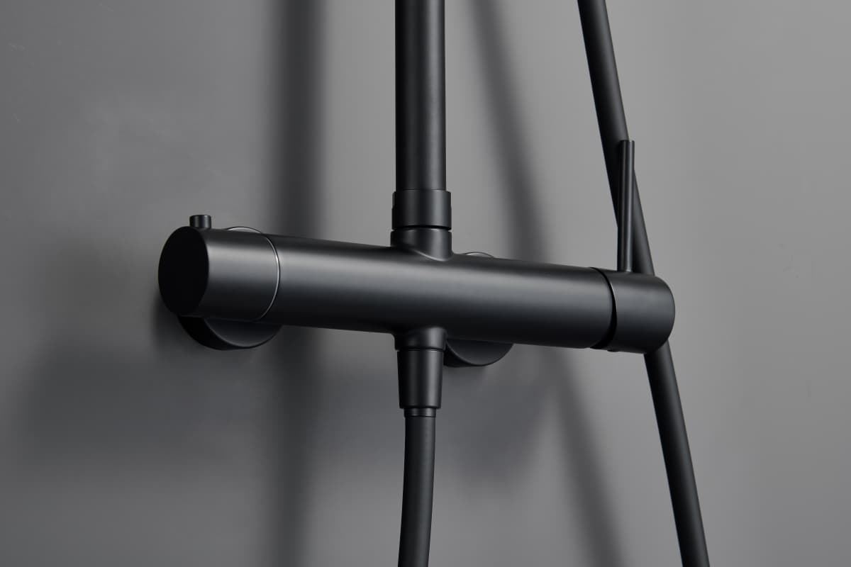 Barra de ducha monomando serie MONZA acabado negro mate - Imagen 4