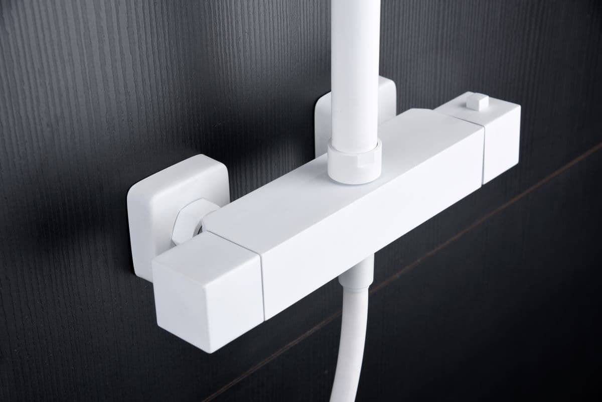 Barra de ducha Termostática serie ART acabado blanco mate - Imagen 4