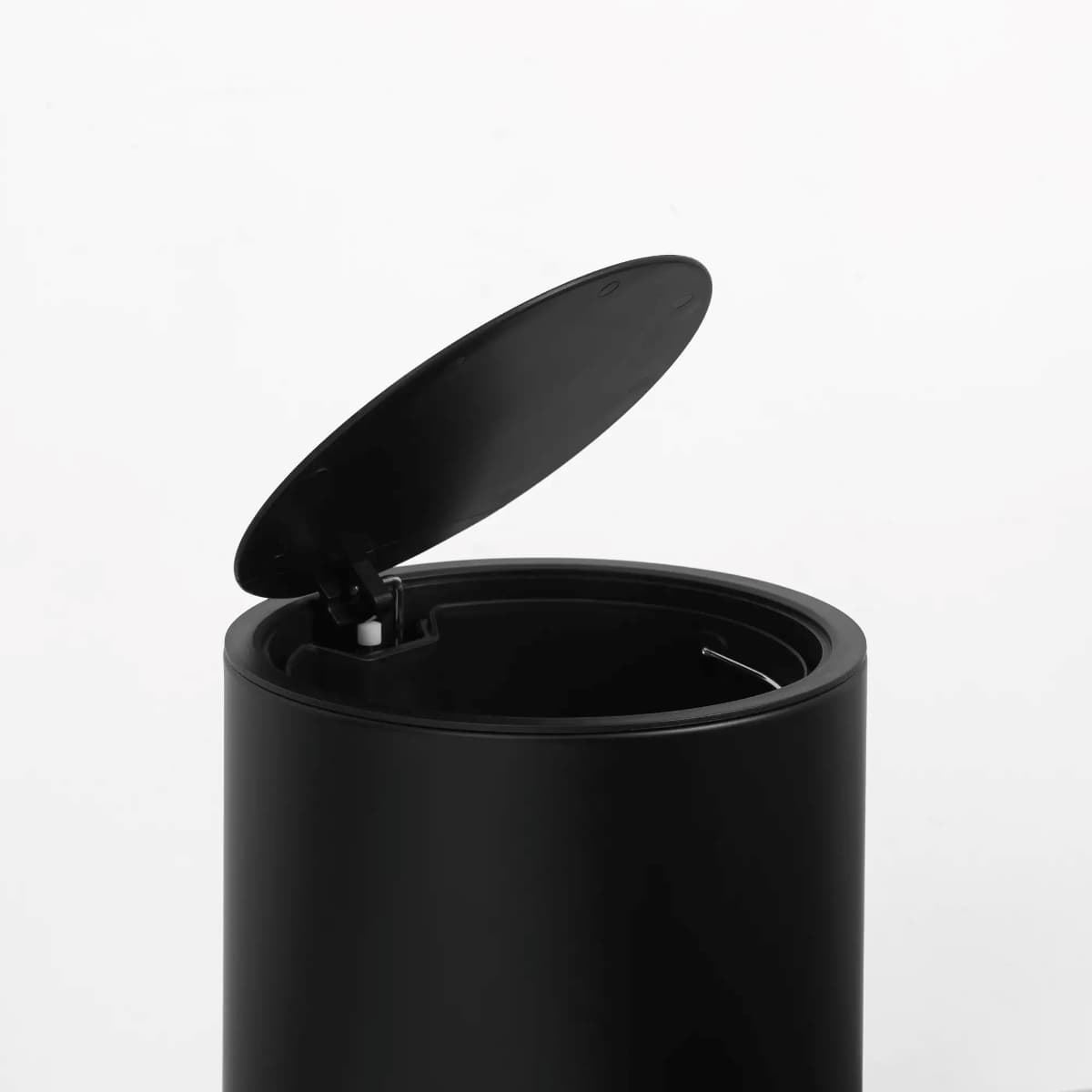 Cubo de pedal 5 L soft close acabado negro mate - Imagen 1