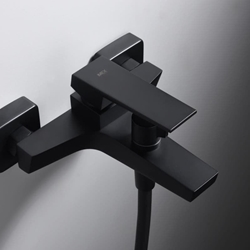 Griferia de baño monomando serie ART acabado negro mate - Imagen 2