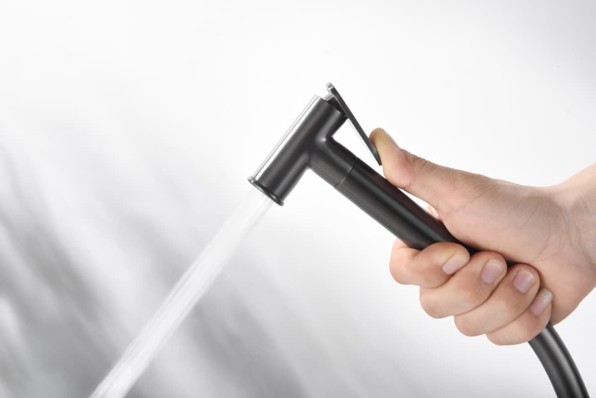 Griferia de bide empotrada GENOVA acabado negro gun metal - Imagen 3