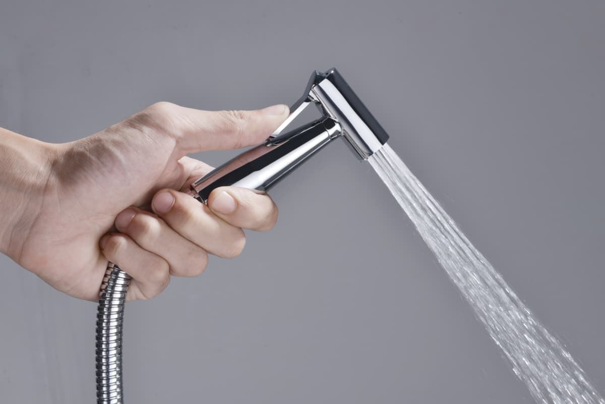 Griferia de bide empotrada NESS acabado cromo conexión w.c. - Imagen 3