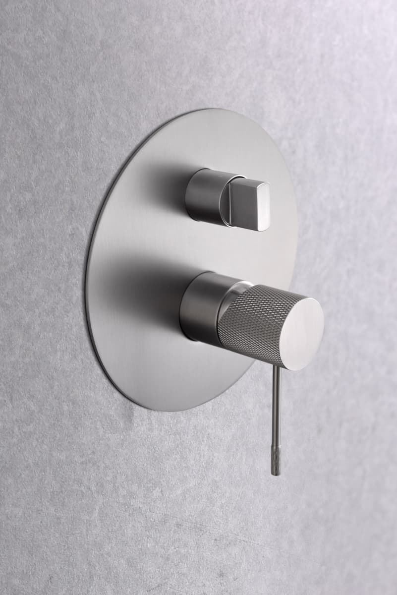 Griferia monomando empotrada serie LINE acabado niquel cepillado - Imagen 3