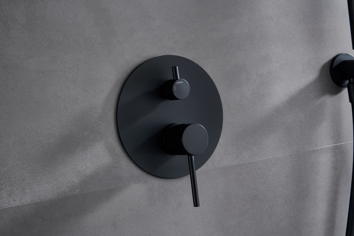 Griferia monomando empotrada serie MONZA acabado negro mate - Imagen 4