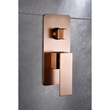 Griferia monomando empotrada serie PISA acabado oro rosa cepillado - Imagen 2