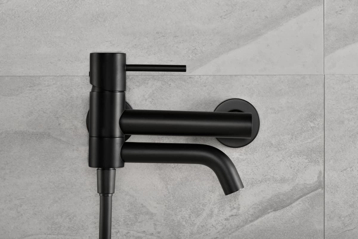 Griferia para baño / ducha monomando serie MONZA acabado negro mate - Imagen 2