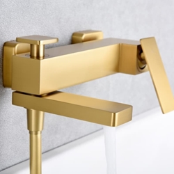 Griferia para baño / ducha monomando serie PISA acabado oro cepillado - Imagen 2