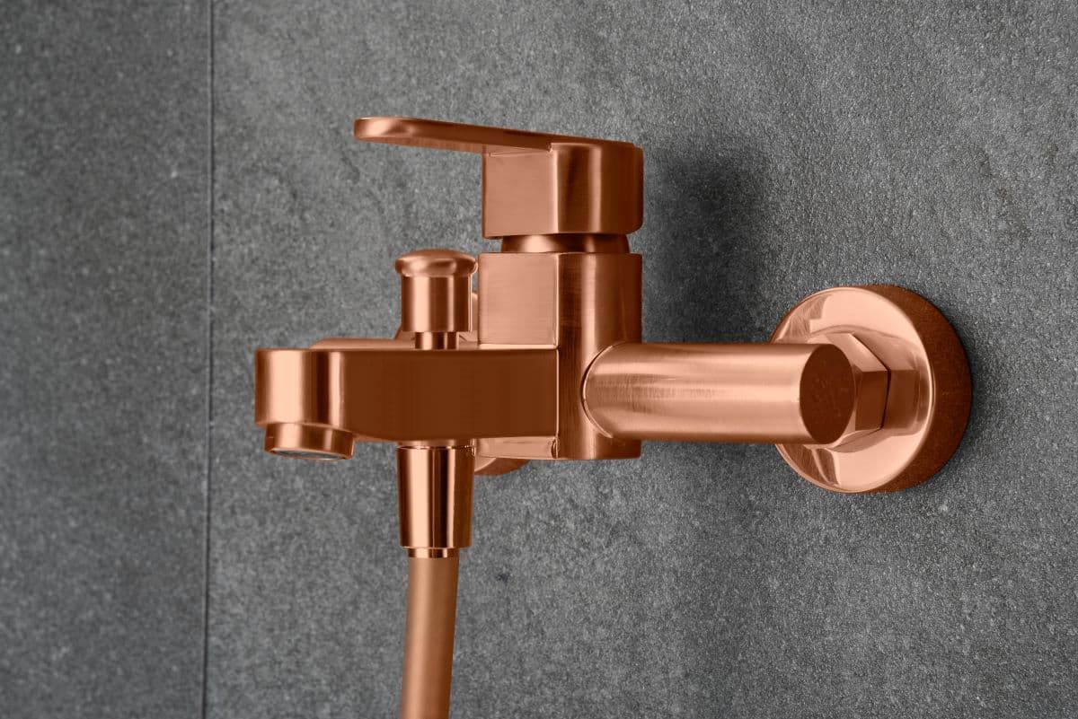 Griferia para baño / ducha monomando serie ROMA acabado oro rosa cepillado - Imagen 3