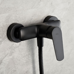 Griferia para ducha monomando serie BELGICA acabado negro mate - Imagen 2