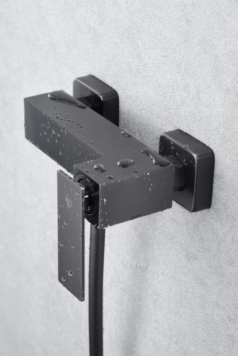 Griferia para ducha monomando serie PISA acabado negro gun metal - Imagen 2