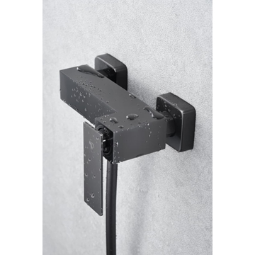 Griferia para ducha monomando serie PISA acabado negro gun metal - Imagen 2