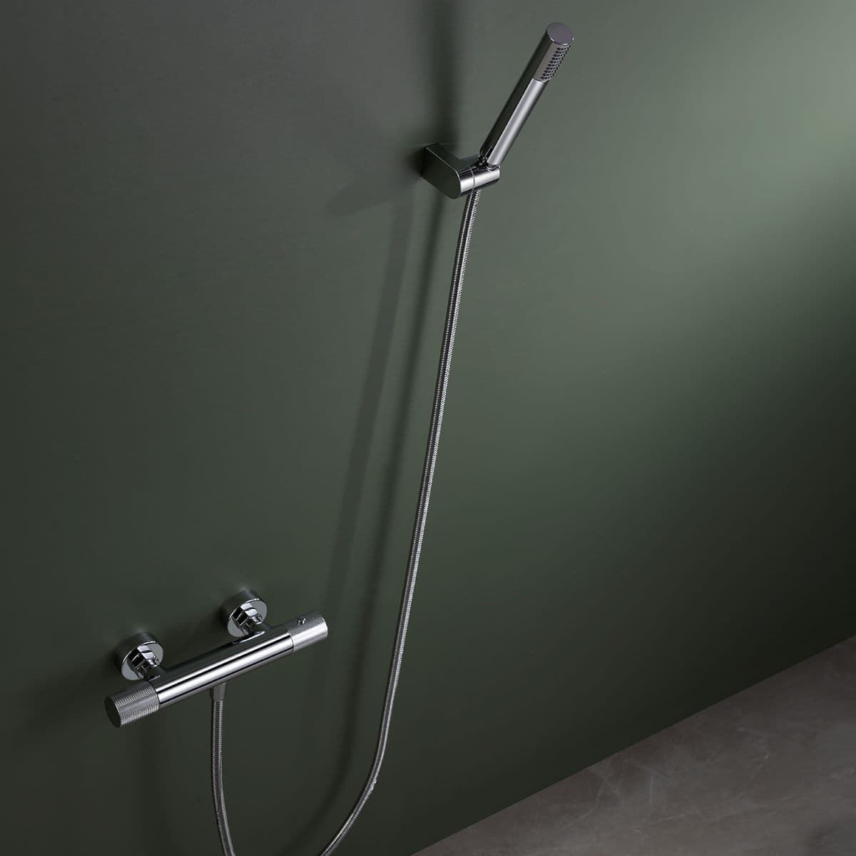 Griferia para ducha Termostática serie LINE acabado cromo - Imagen 1