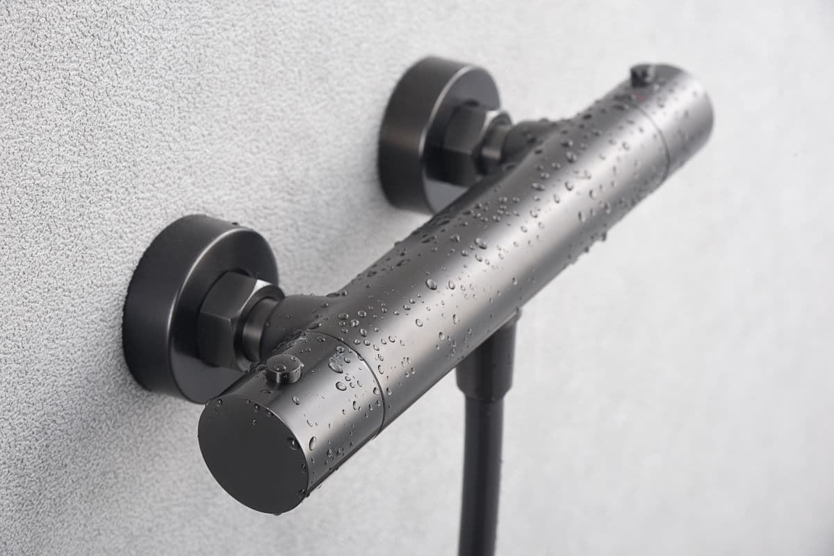 Griferia para ducha Termostática serie MONZA acabado negro gun metal - Imagen 2