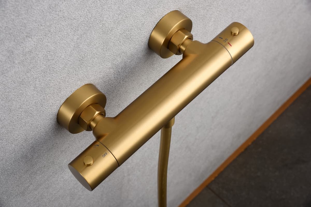 Griferia para ducha Termostática serie MONZA acabado oro cepillado - Imagen 3