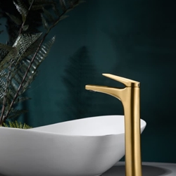 Grifo de lavabo alto monomando serie DELOS acabado oro cepillado - Imagen 1