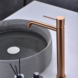 Grifo de lavabo alto monomando serie GENOVA acabado oro rosa cepillado - Imagen 1