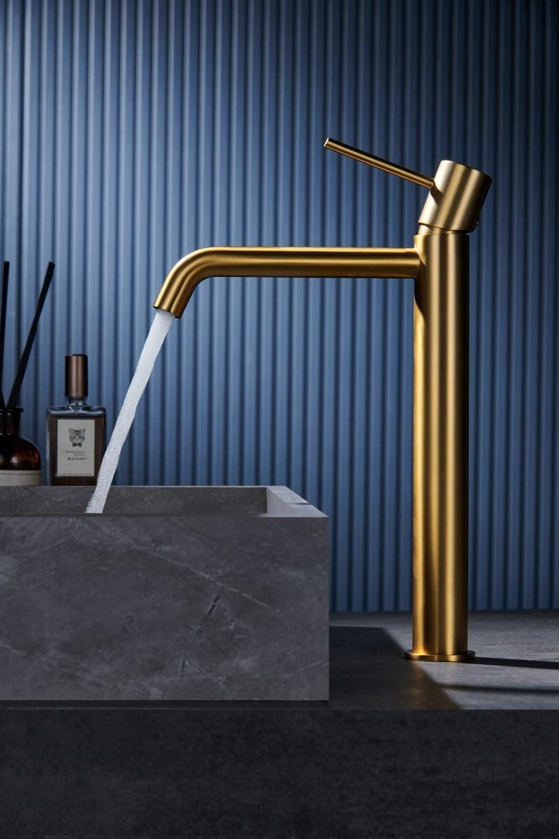 Grifo de lavabo alto monomando serie MONZA acabado oro cepillado - Imagen 1