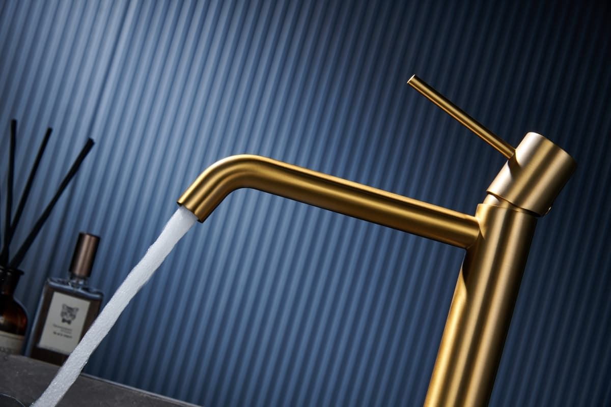 Grifo de lavabo alto monomando serie MONZA acabado oro cepillado - Imagen 5