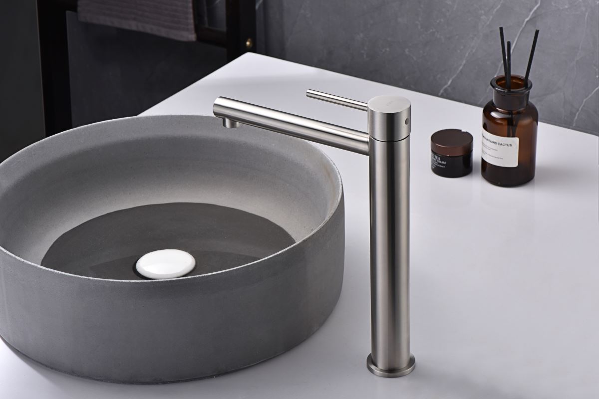 Grifo de lavabo alto monomando serie MOSCU acabado acero S.316 - Imagen 2