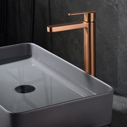 Grifo de lavabo alto monomando serie ROMA acabado oro rosa cepillado - Imagen 1