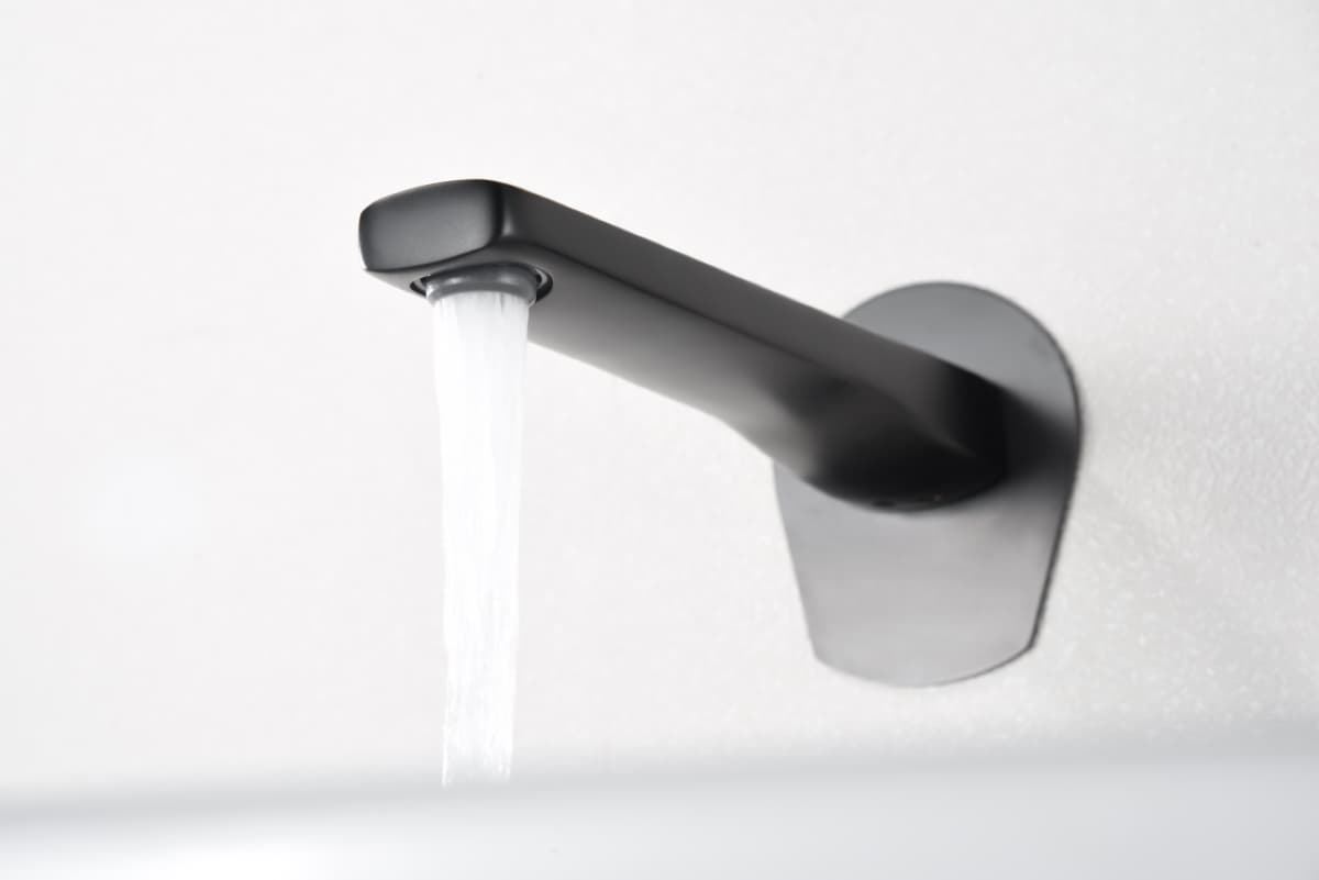 Grifo de lavabo monomando empotrado serie DELOS acabado negro mate - Imagen 2