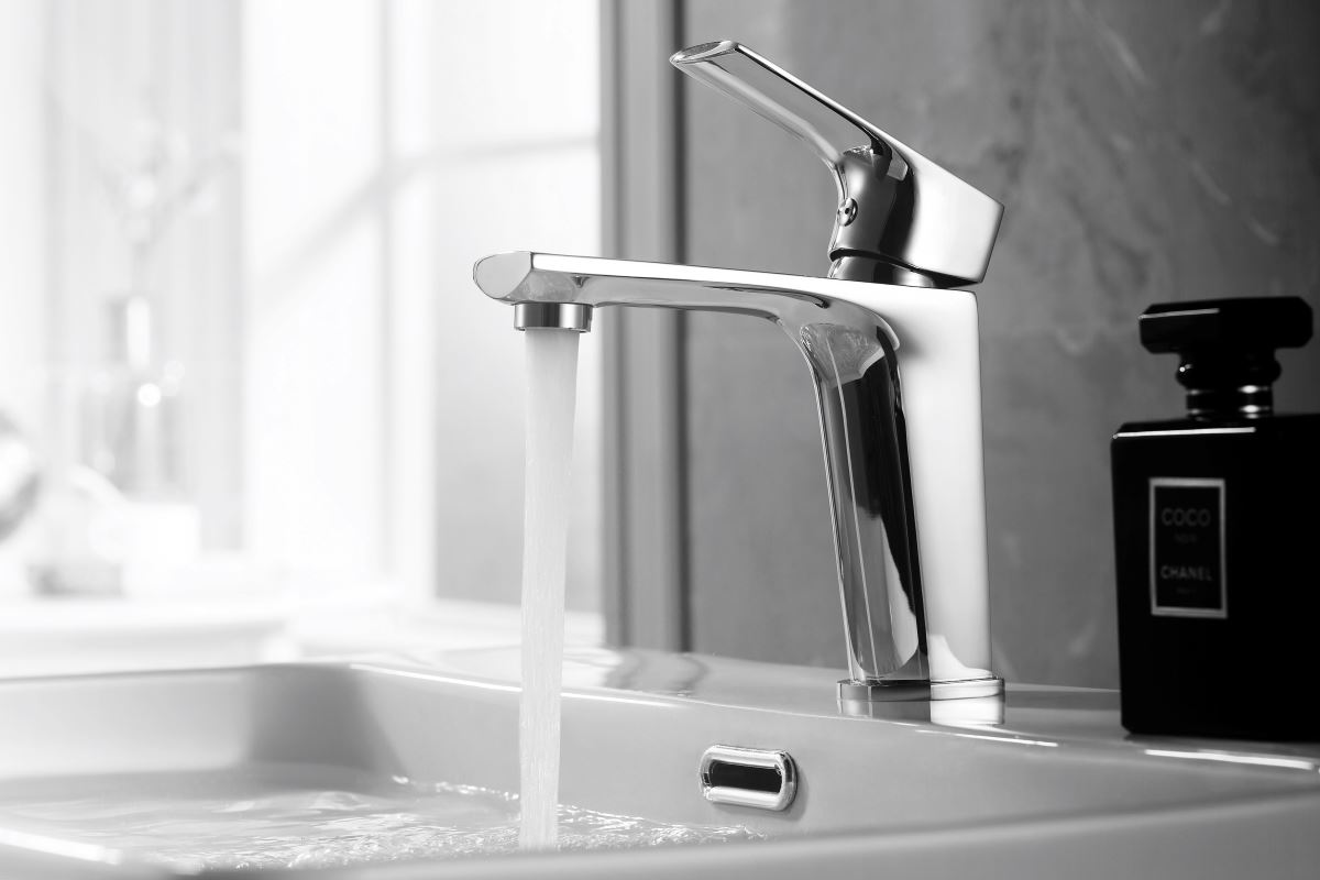 Grifo de lavabo monomando serie BALI acabado cromo - Imagen 1